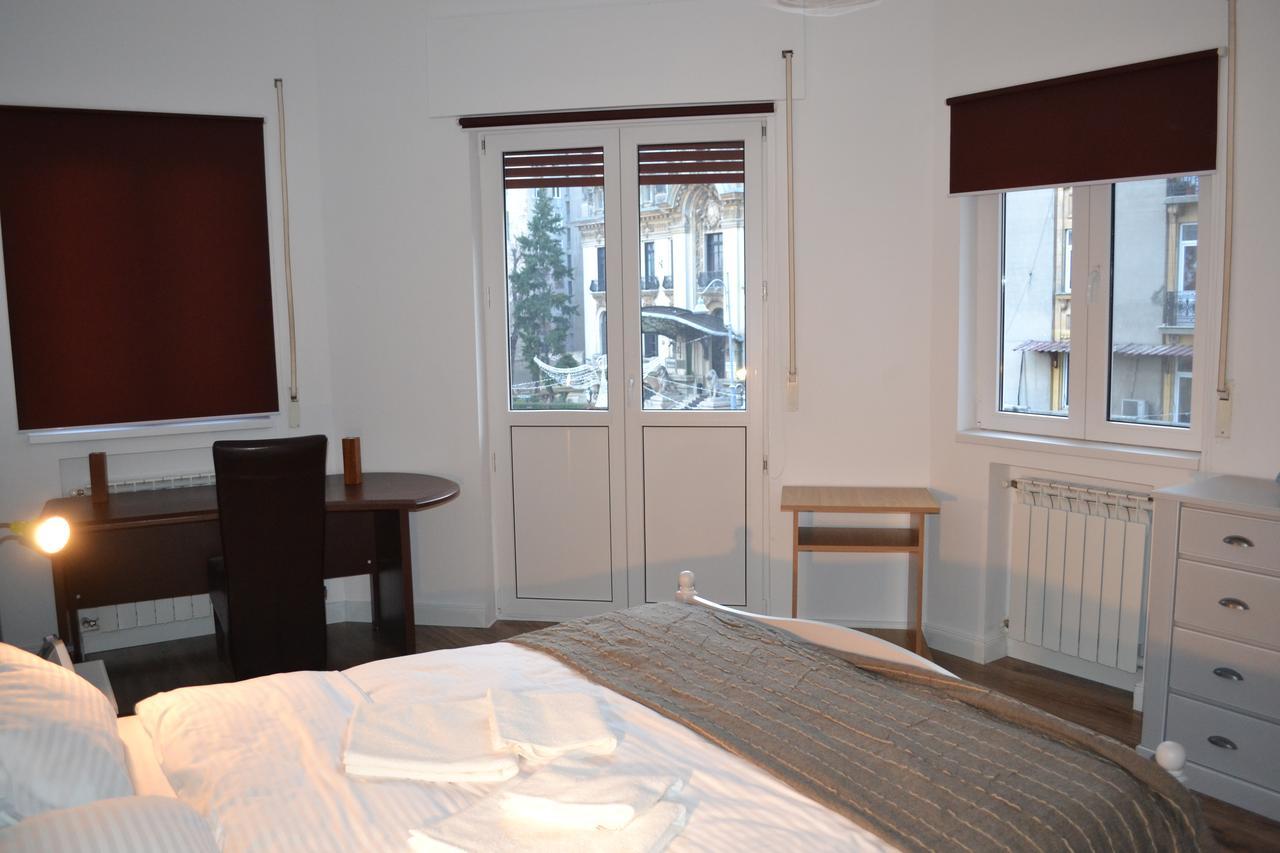 Ferienwohnung Victoria Plaza Two Bdr Apt Bukarest Exterior foto